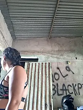 Liancy online show from October 25, 2025, 7:19 pm