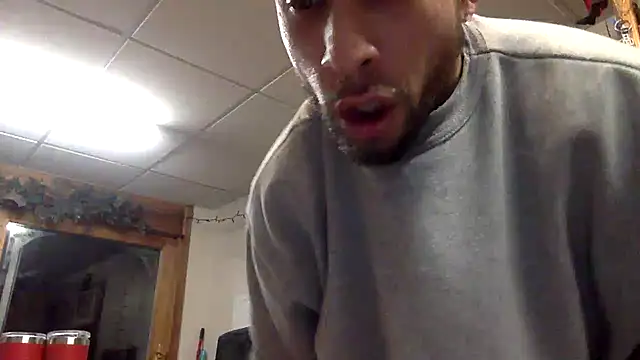 tongueispowerr6d9 online show from December 30, 2024, 4:42 am