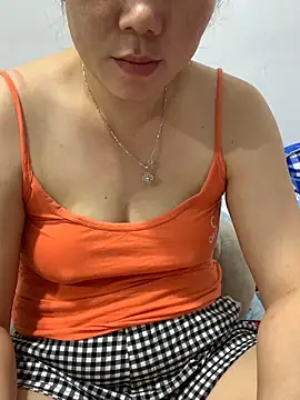 Baby-bigtits online show from November 15, 2025, 12:13 pm