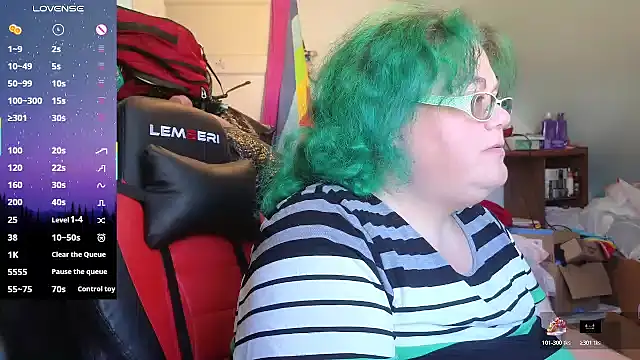 EmberCum online show from October 17, 2025, 4:09 pm