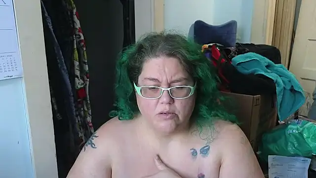 EmberCum online show from December 16, 2025, 1:05 pm