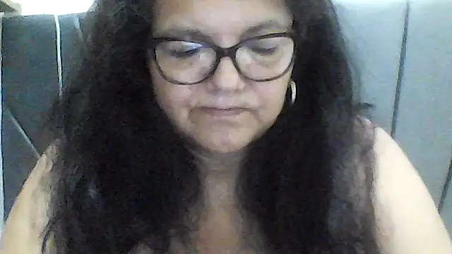 kassandra02 online show from October 13, 2025, 3:45 pm