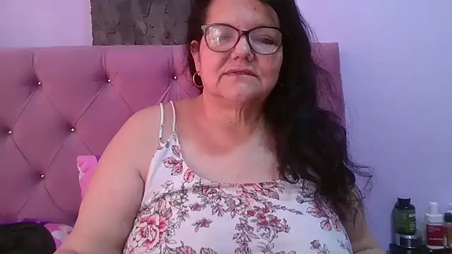 Snapshot of kassandra02 chatting on July 14, 2026, 1:50 pm kassandra02 online show from July 14, 2026, 1:50 pm