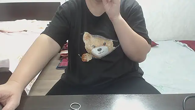 Snapshot of AsweetyAli chatting on September 19, 2025, 3:24 pm AsweetyAli online show from September 19, 2025, 3:24 pm