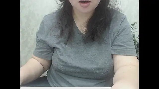 Snapshot of AsweetyAli chatting on February 26, 2026, 5:23 pm AsweetyAli online show from February 26, 2026, 5:23 pm