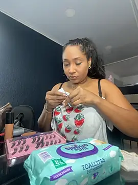 NaiomyLanes online show from March 24, 2026, 12:32 pm