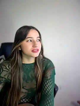 Snapshot of Sophie_spencer1 chatting on July 14, 2026, 4:06 am Sophie spencer1 online show from July 14, 2026, 4:06 am