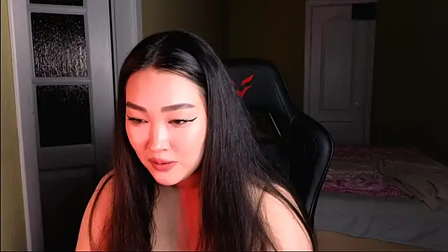 Snapshot of Erica_Wayne chatting on January 26, 2025, 5:23 pm Erica Wayne online show from January 26, 2025, 5:23 pm