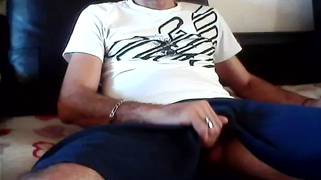 Snapshot of strash chatting on April 24, 2026, 10:39 am strash online show from April 24, 2026, 10:39 am
