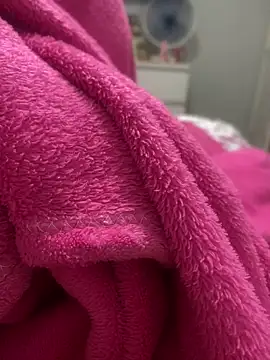 casalhot69 online show from October 23, 2025, 6:13 am