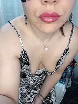SexySweetPaola online show from May 8, 2026, 8:08 am