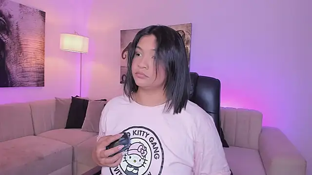 Snapshot of alaia7h chatting on November 19, 2025, 7:36 pm alaia7h online show from November 19, 2025, 7:36 pm