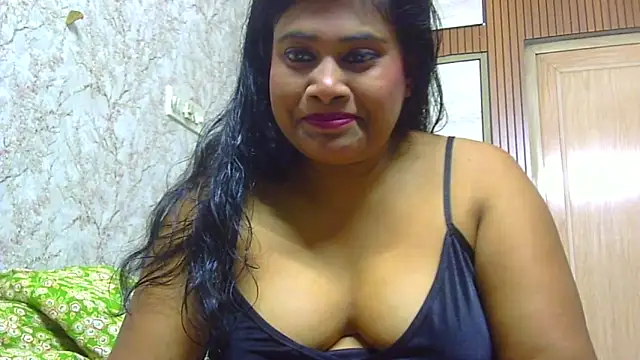 sexy roma online show from November 14, 2025, 3:33 pm