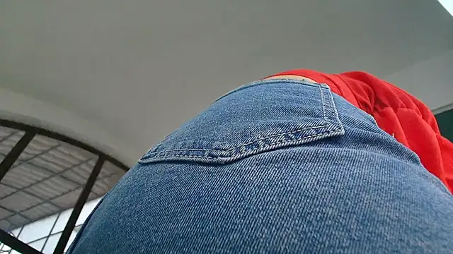 AlicePirs online show from March 27, 2026, 5:02 am