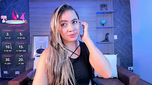 Snapshot of Alessia_Taylorr chatting on September 29, 2025, 11:37 am Alessia Taylorr online show from September 29, 2025, 11:37 am