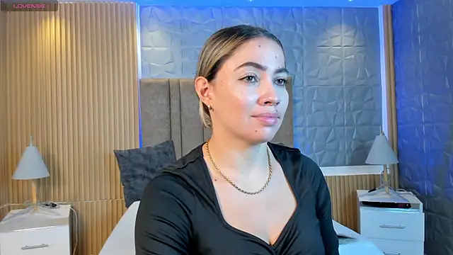 Snapshot of Alessia_Taylorr chatting on October 3, 2025, 3:09 pm Alessia Taylorr online show from October 3, 2025, 3:09 pm