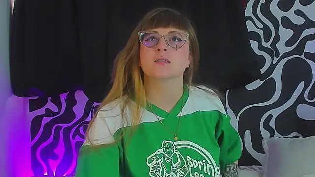 tekila   online show from September 9, 2025, 6:29 pm