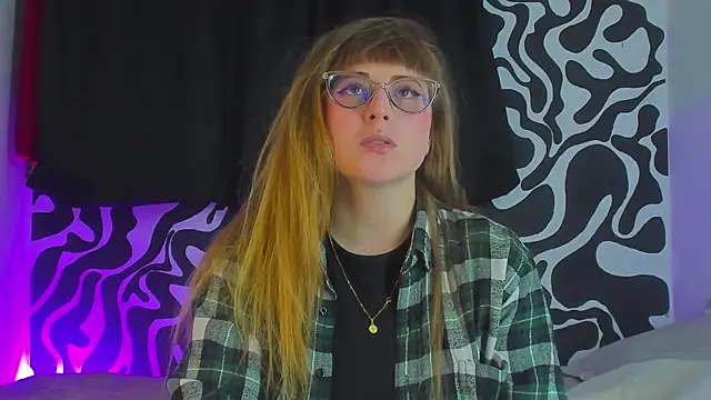 tekila   online show from September 19, 2025, 2:57 am