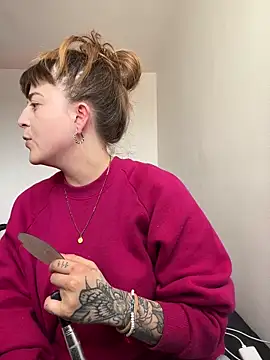 tekila   online show from November 22, 2025, 7:35 pm