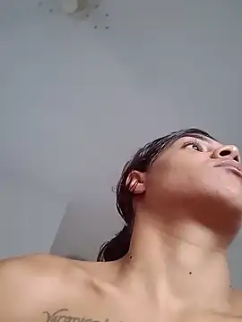 Snapshot of Indiazinhax chatting on December 14, 2024, 8:18 pm Indiazinhax online show from December 14, 2024, 8:18 pm