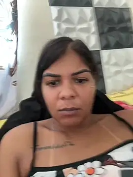 Indiazinhax online show from February 3, 2026, 5:51 pm