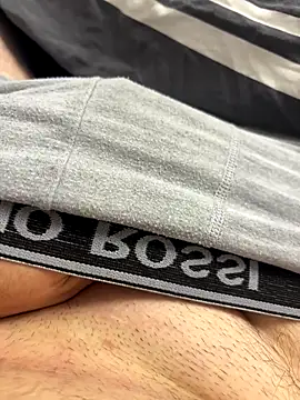 chris882419 online show from October 13, 2025, 8:58 am