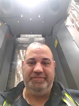 your man85 online show from March 9, 2025, 6:39 am