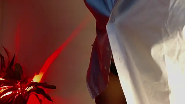 ValenGray online show from February 2, 2025, 2:48 am