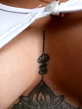 Freyja300 online show from December 10, 2024, 5:33 pm