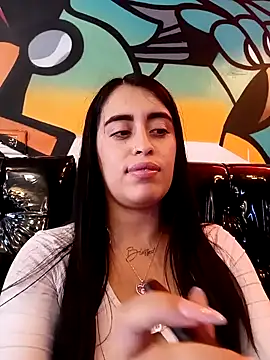 Freyja300 online show from December 28, 2024, 8:25 pm