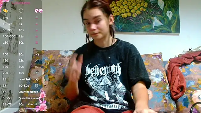 Sophie Bell online show from December 8, 2024, 7:00 pm