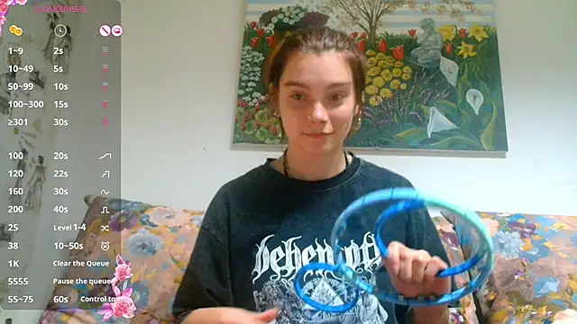 Sophie Bell online show from December 13, 2024, 8:58 pm