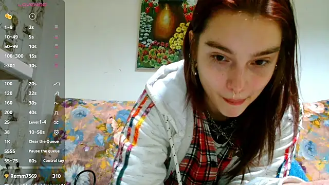 Sophie Bell online show from February 5, 2025, 7:20 pm