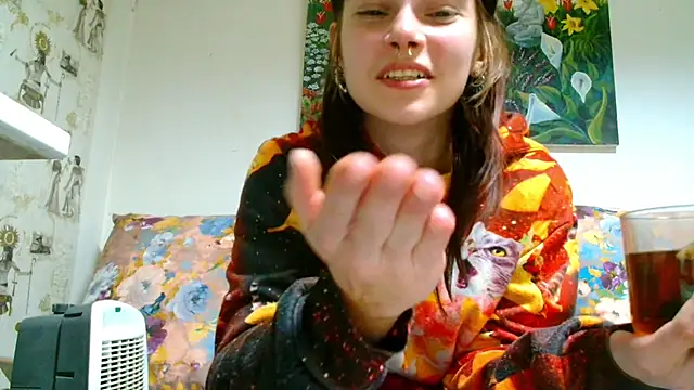 Sophie Bell online show from February 21, 2025, 10:48 pm