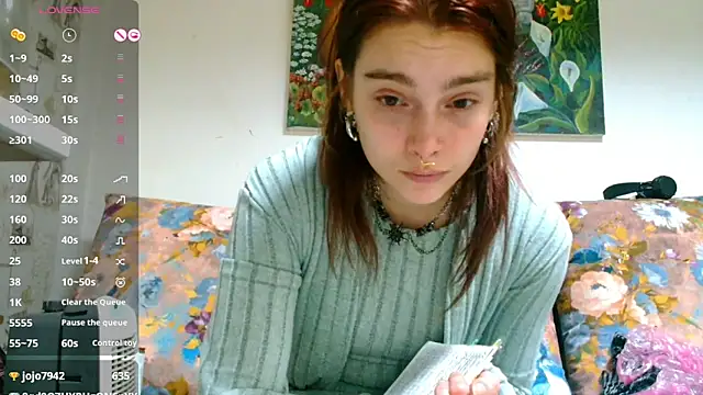 Sophie Bell online show from February 28, 2025, 10:28 pm