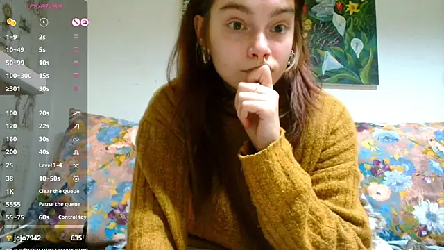 Sophie Bell online show from March 2, 2025, 5:25 pm