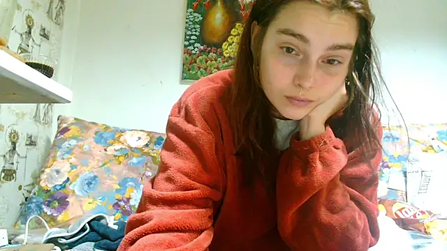 Sophie Bell online show from March 16, 2025, 4:56 pm