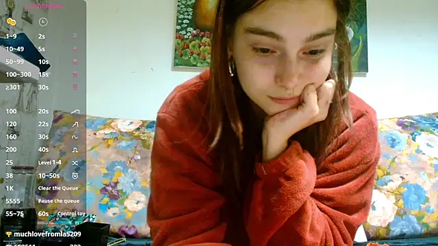 Sophie Bell online show from March 22, 2025, 6:14 pm