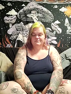 Trans Girl next door420 online show from March 26, 2026, 1:28 pm