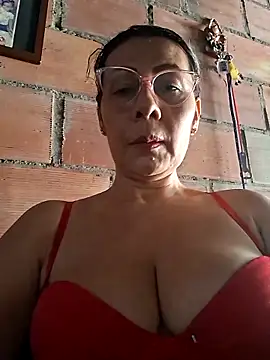 Snapshot of Mia-funny20 chatting on October 28, 2025, 9:06 pm Mia-funny20 online show from October 28, 2025, 9:06 pm