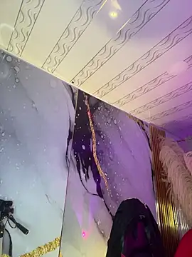 emma  cute   online show from December 16, 2025, 11:26 am