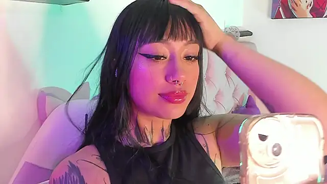 Akari1 Mischief online show from January 3, 2025, 10:19 pm