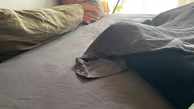 Snapshot of kameray12 chatting on March 5, 2025, 8:54 am kameray12 online show from March 5, 2025, 8:54 am