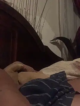 Snapshot of DManL chatting on September 18, 2025, 9:06 pm DManL online show from September 18, 2025, 9:06 pm