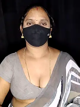 vintage-vibs online show from March 29, 2026, 6:19 pm