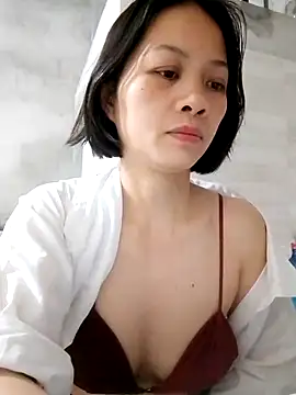 Aninyin22 online show from February 21, 2025, 3:23 am