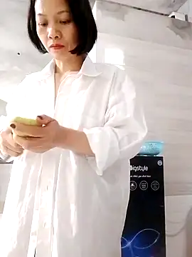 Aninyin22 online show from February 28, 2025, 2:09 am