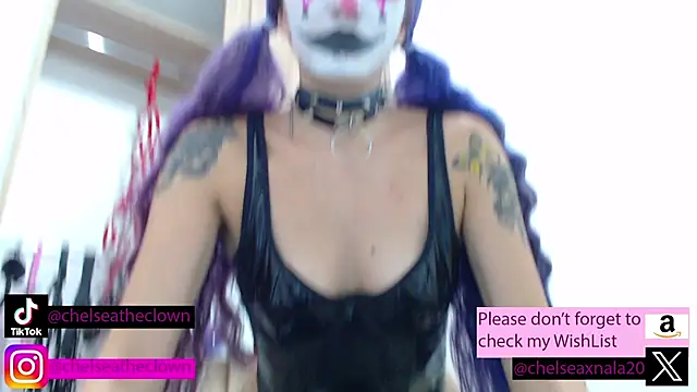 Eloise-brown online show from November 5, 2025, 3:28 am