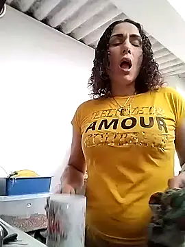 Snapshot of Corina_hot chatting on December 4, 2024, 6:50 pm Corina hot online show from December 4, 2024, 6:50 pm