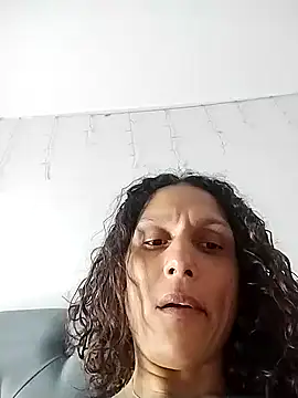 Snapshot of Corina_hot chatting on January 14, 2025, 10:44 pm Corina hot online show from January 14, 2025, 10:44 pm